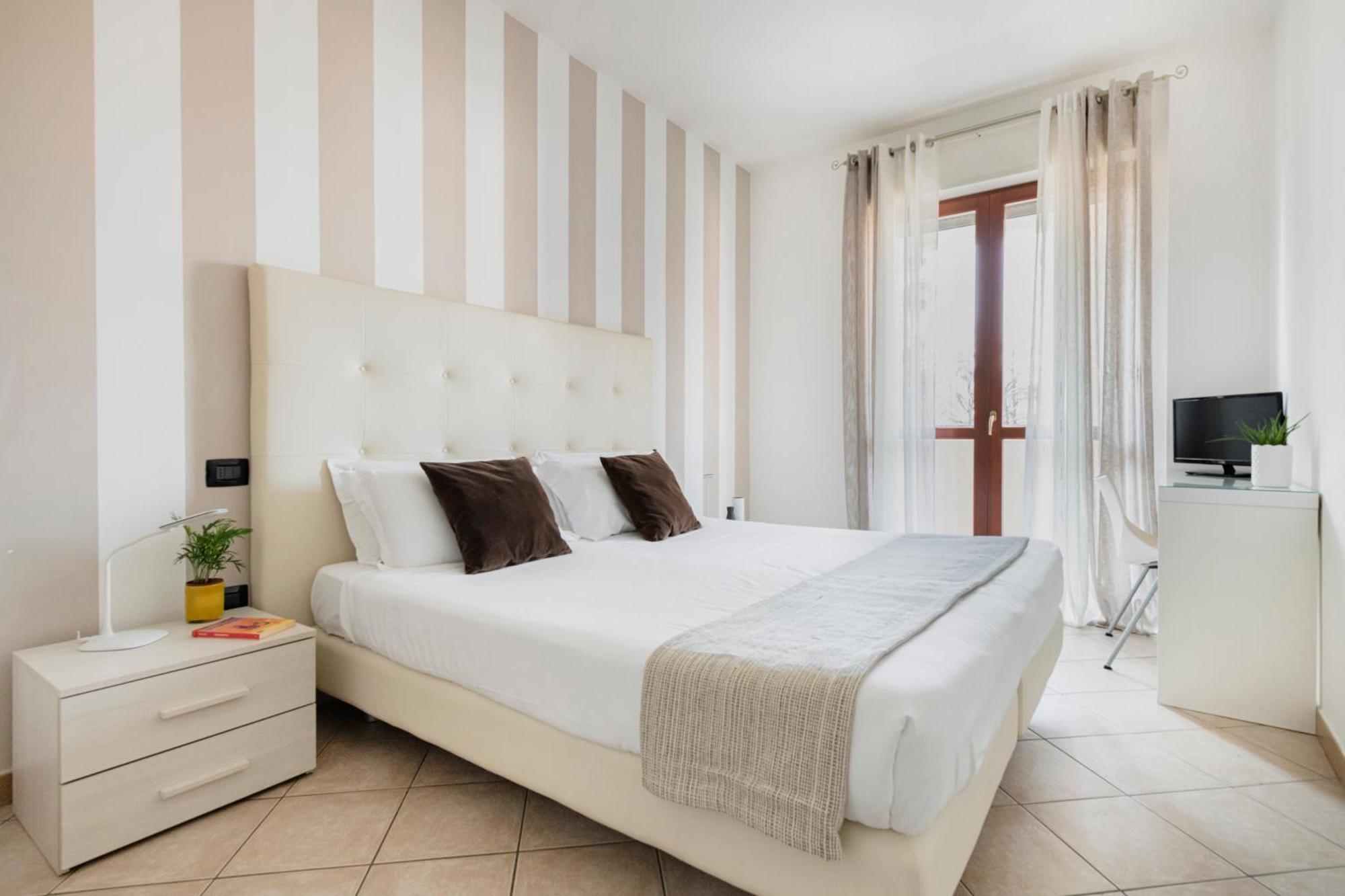 Hq Aparthotel Milano Inn - Smart Suites Cinisello Balsamo Exterior foto