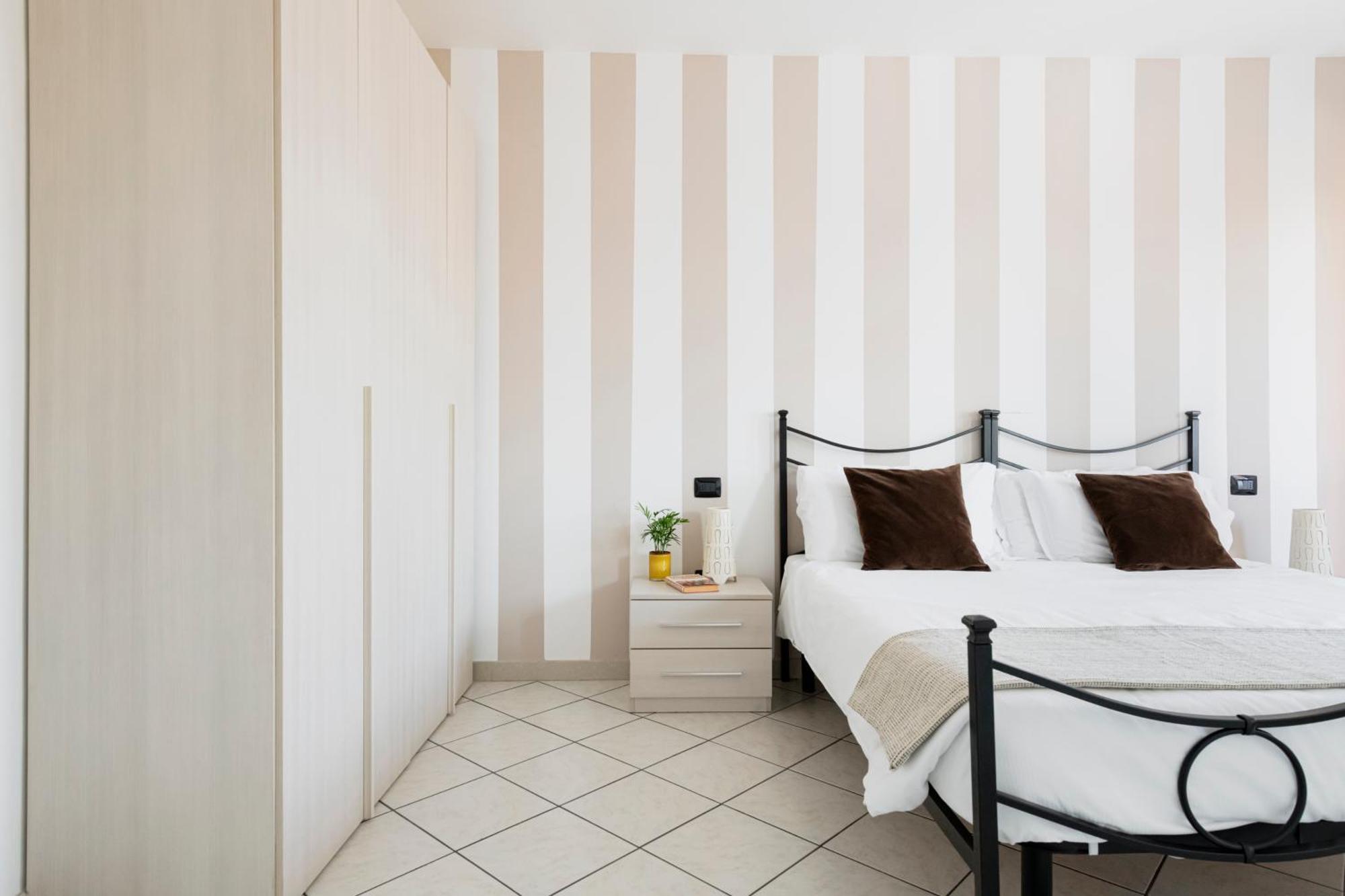 Hq Aparthotel Milano Inn - Smart Suites Cinisello Balsamo Exterior foto