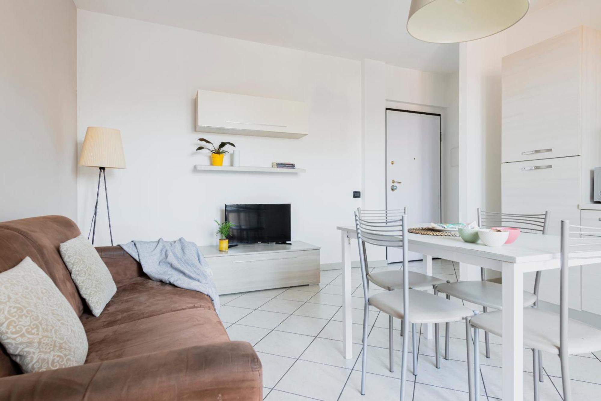 Hq Aparthotel Milano Inn - Smart Suites Cinisello Balsamo Exterior foto