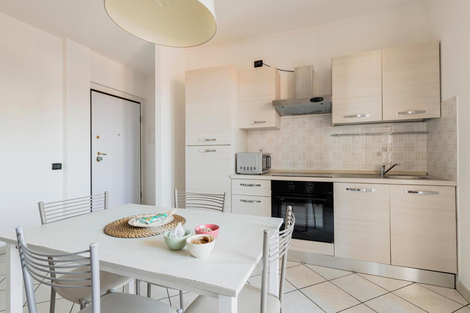 Hq Aparthotel Milano Inn - Smart Suites Cinisello Balsamo Exterior foto